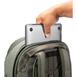 Peak Design Рюкзак Peak Design Travel Backpack 30L Sage (BTR-30-SG-1) Фото Peak Design Рюкзак Peak Design Travel Backpack 30L Sage (BTR-30-SG-1)