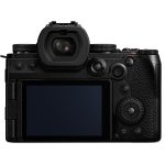 Panasonic Фотокамера Panasonic Lumix DC-S5 II X Kit 20-60mm Black (DC-S5M2XKEE) Фото Panasonic Фотокамера Panasonic Lumix DC-S5 II X Kit 20-60mm Black (DC-S5M2XKEE)