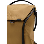 Peak Design Рюкзак Peak Design Everyday Backpack 30L v2 Coyote (BEDB-30-CY-3) Фото Peak Design Рюкзак Peak Design Everyday Backpack 30L v2 Coyote (BEDB-30-CY-3)