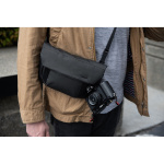 Фото Peak Design Сумка Peak Design Field Pouch v2 Black (BP-BK-3)