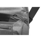 Фото Peak Design Сумка Peak Design Everyday Messenger 13L v2 Ash (BEDM-13-AS-3)