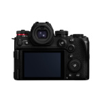 Фото Panasonic Фотокамера Panasonic Lumix S1 II Body (DC-S1M2E)