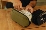 Peak Design Сумка Peak Design Tech Pouch Small Kelp (BTP-S-KP-3) Фото Peak Design Сумка Peak Design Tech Pouch Small Kelp (BTP-S-KP-3)